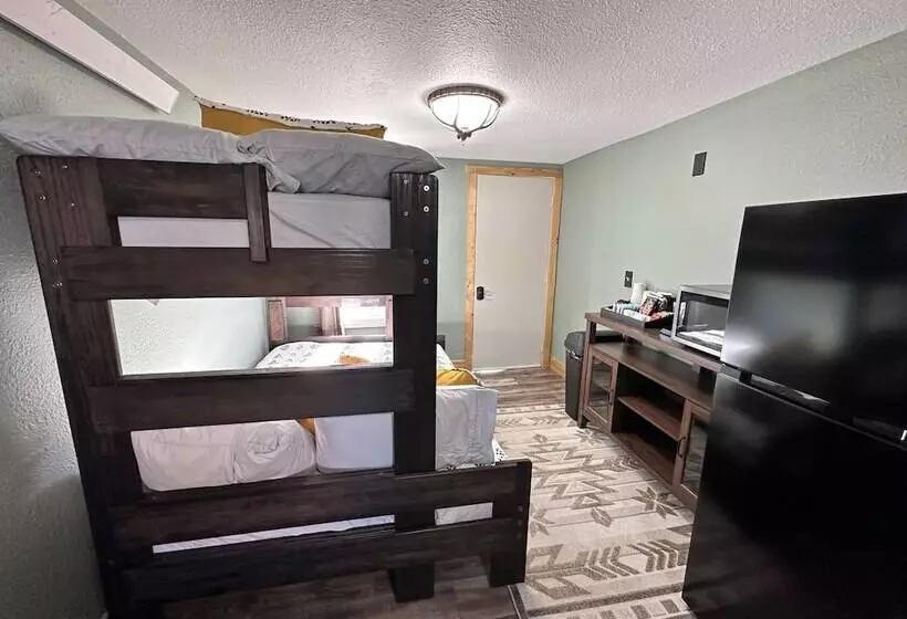 Motelli 441 Lafever St