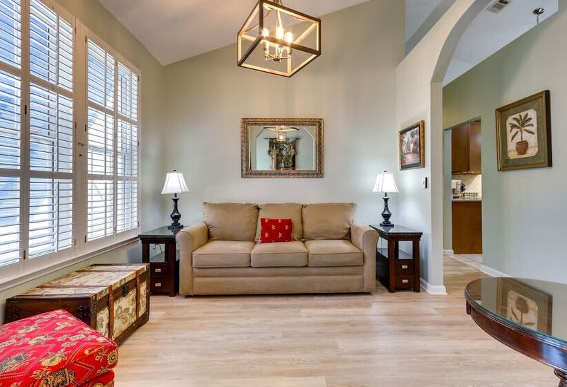 4 Mi To Beach: Navarre Retreat W/ Screened Porch!