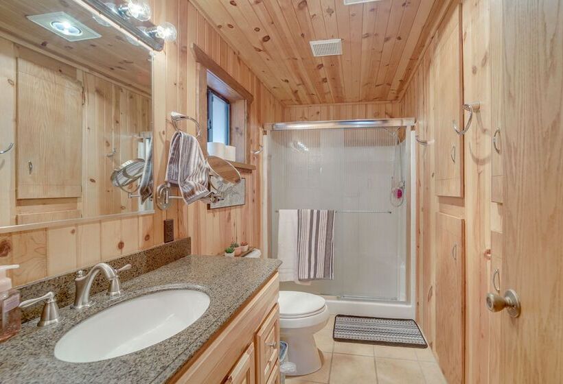 Payson Cabin W/ Deck Near Hiking, Fishing & More!