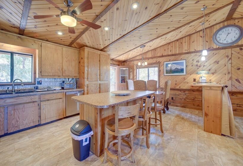 Payson Cabin W/ Deck Near Hiking, Fishing & More!