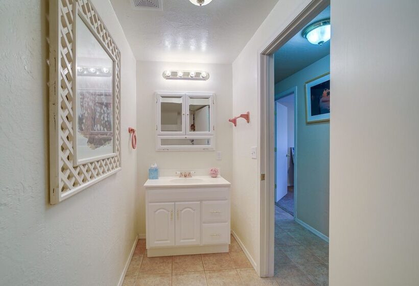 Payson Cabin W/ Deck Near Hiking, Fishing & More!