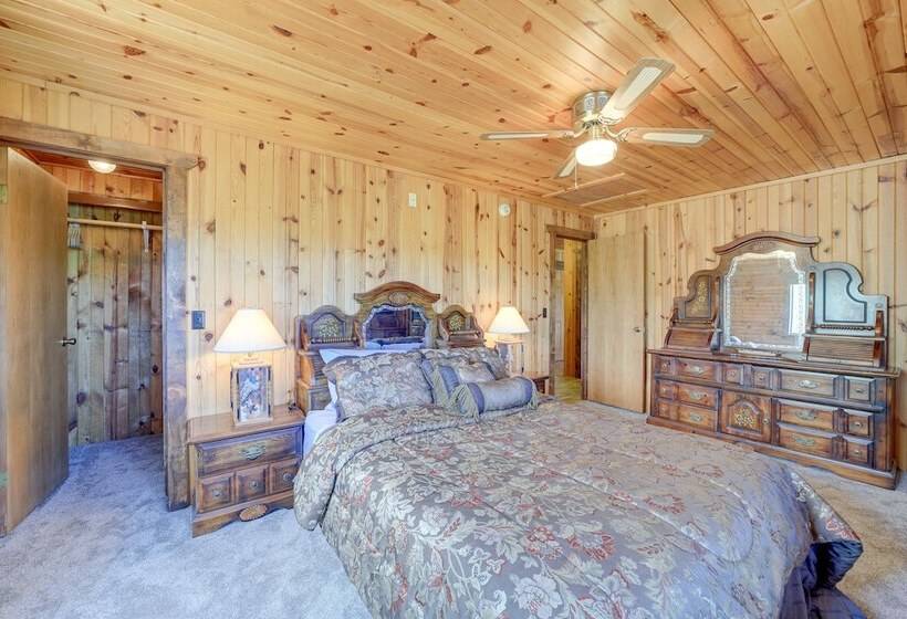 Payson Cabin W/ Deck Near Hiking, Fishing & More!