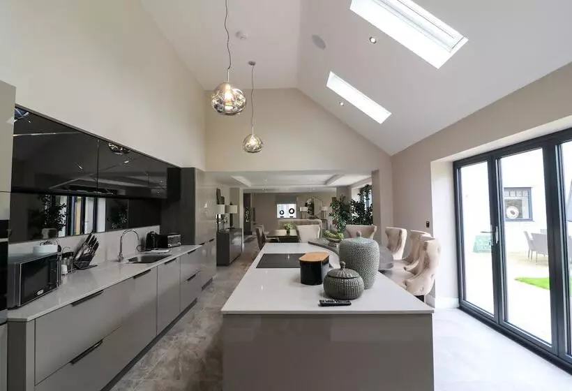 Residenssi Northumberland Luxury Stays   The Chivits