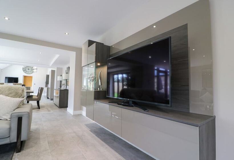 Резиденция Northumberland Luxury Stays   The Chivits