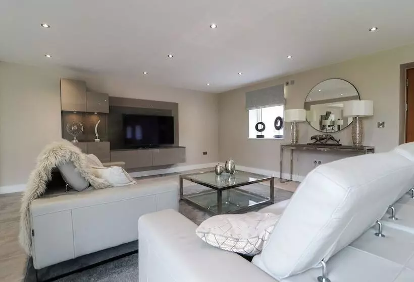 Residenssi Northumberland Luxury Stays   The Chivits