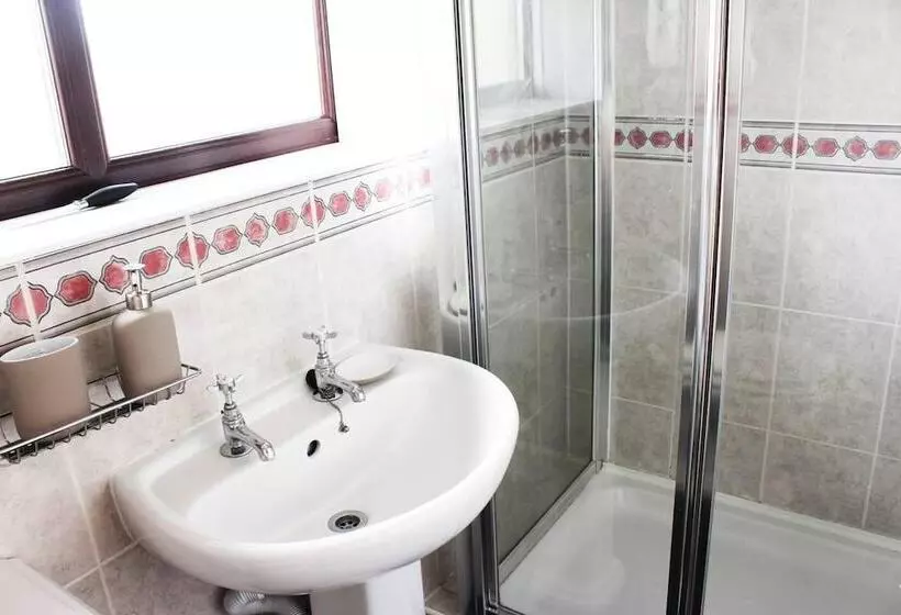 レジデンス Spacious 4 Bed Home In Milton Keynes  Free Parking