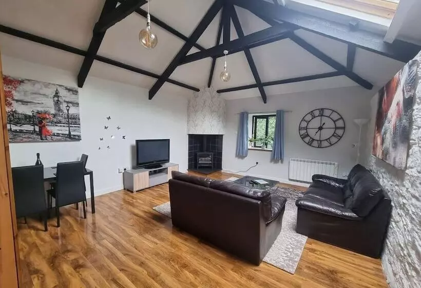 レジデンス Stunning 2 Bed House In Saint Columb