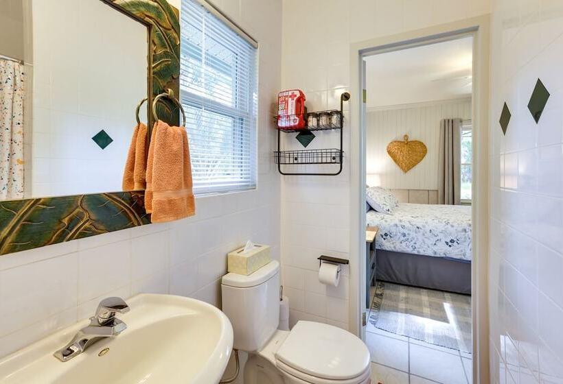 Riverfront Florida Escape W/ Grill & Fire Pit!