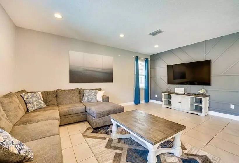 Spacious Kissimmee Escape, Close To Disney World!