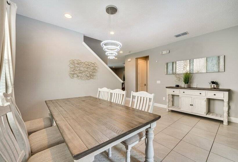 Spacious Kissimmee Escape, Close To Disney World!