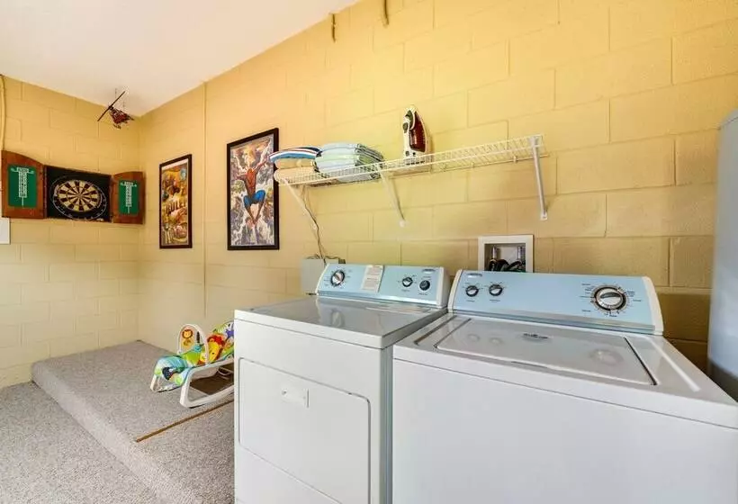 10 Mi To Disney: Home W/ Game Room & Lanai!