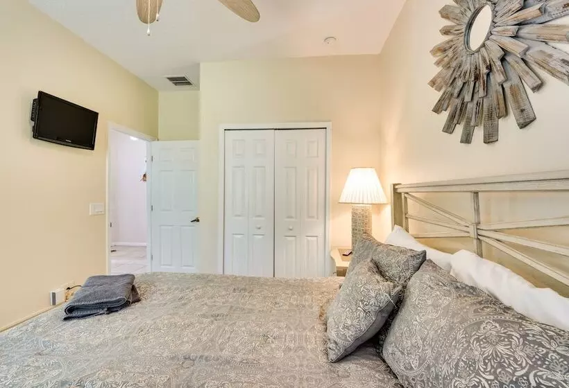 10 Mi To Disney: Home W/ Game Room & Lanai!