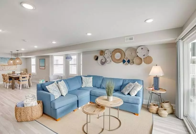 Wildwood Home W/ Deck   Walk To Beach + Boardwalk!