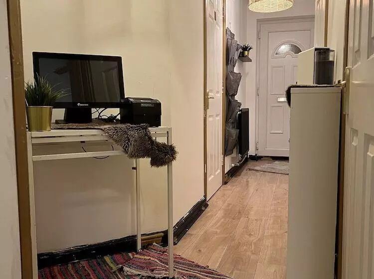 ベッドアンドブレックファースト 52 Chamberlayne Avenue