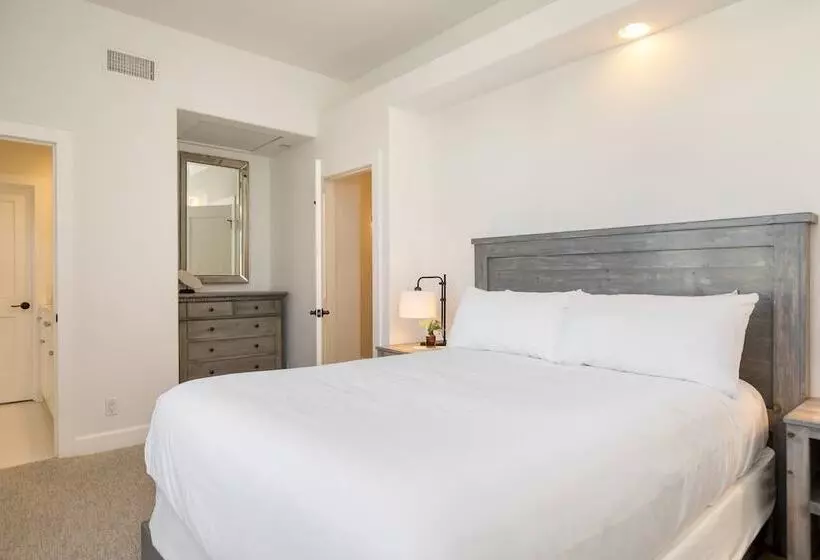 Emerald Cove By Avantstay Mins To Beach & Pier