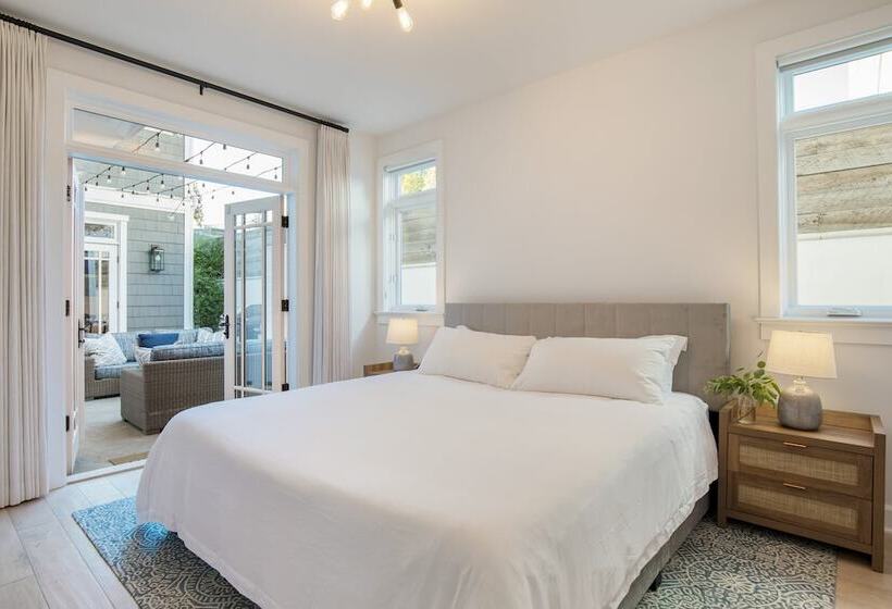 Emerald Cove By Avantstay Mins To Beach & Pier