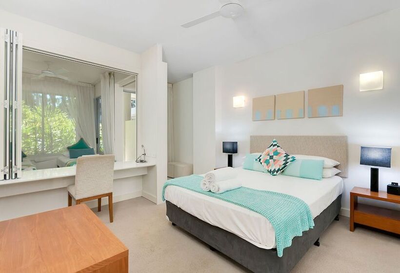 Отель Elysium The Drift Apartment