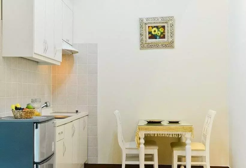 Hotelli Gangneung Sanho Pension