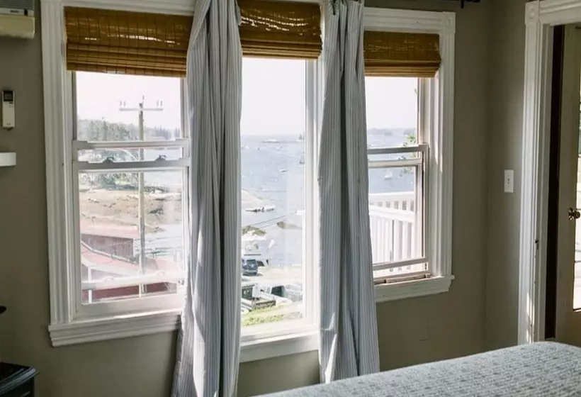 ホテル Admirals Quarters Inn