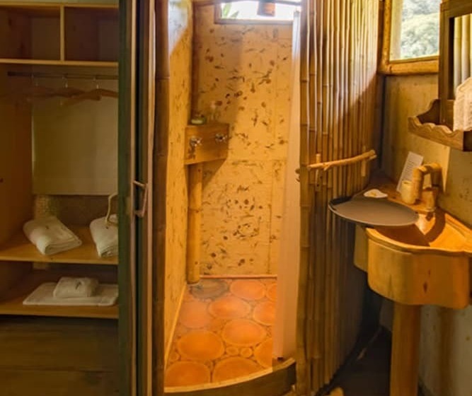 هتل Santuario Natural El Tular