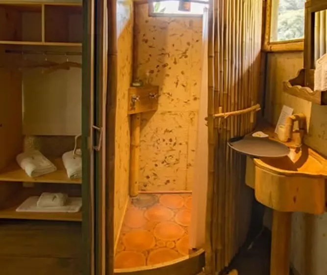 هتل Santuario Natural El Tular