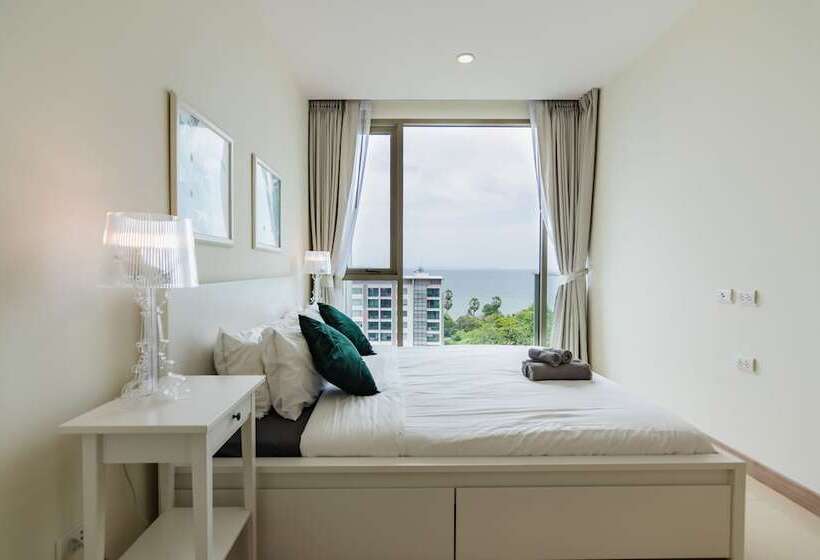 هتل The Riviera Wongamat By Pattaya Holiday