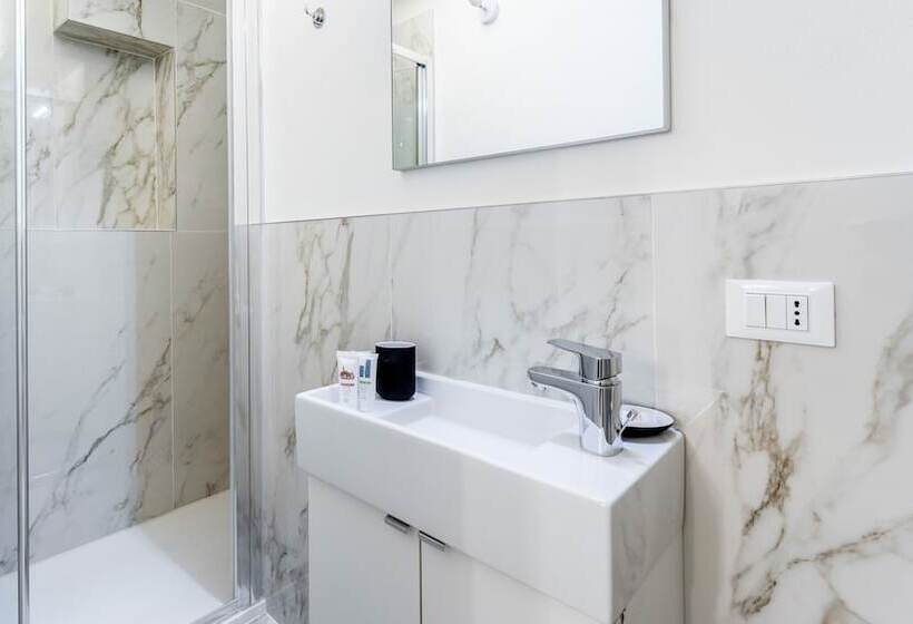 Italianway The B Village Standard