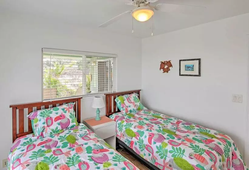 Ocean View Bungalow W/ Lanai: 13 Mi To South Point