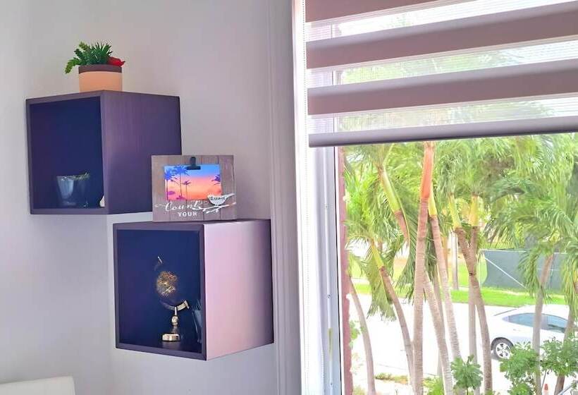 بنسيون Chic Ocean Miami 88