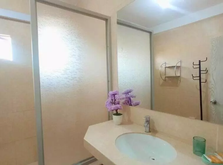 ペンション Deluxe Hotel Talara 5 Minutes From The Airport And Plaza De Armas