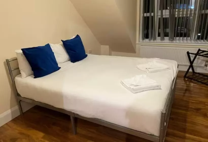 ペンション Relaxing Airport Rooms