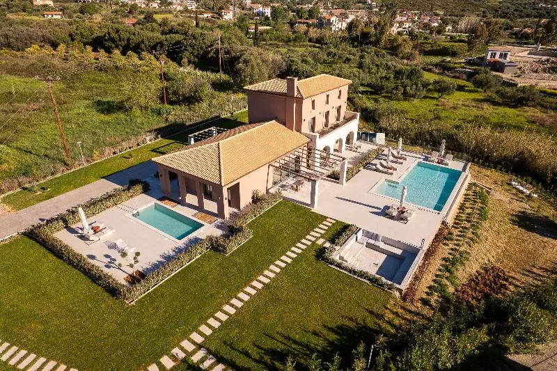 Majatalo Reveli Suites