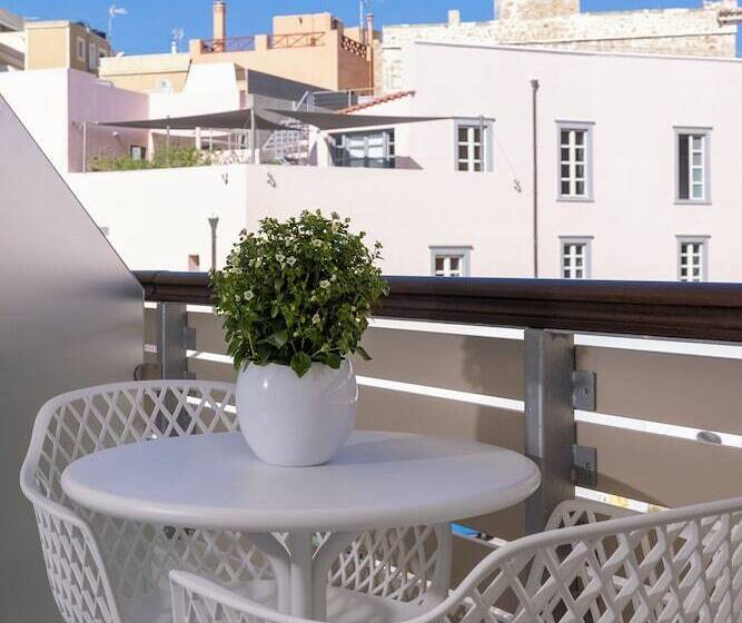 پانسیون The Nestorian House