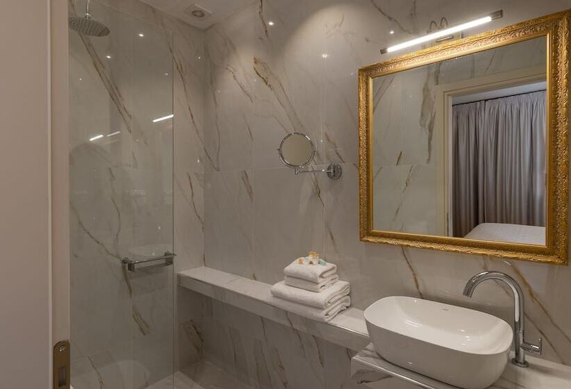 پانسیون The Nestorian House