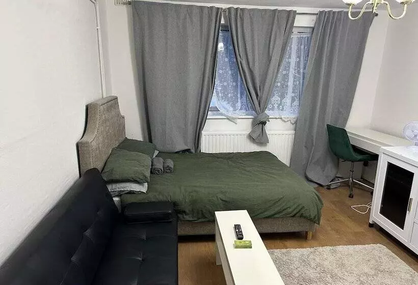 Residenssi Great 5 Bed Wembley Home 25min From Central London