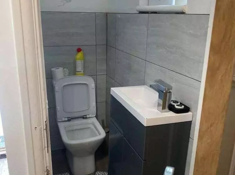 レジデンス Lovely 3 Bed House In Potters Bar Jacuzzi & 75inch