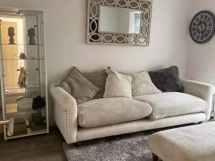 レジデンス Lovely 3 Bed House In Potters Bar Jacuzzi & 75inch