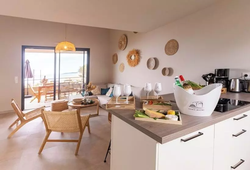 レジデンス Villa Sambro