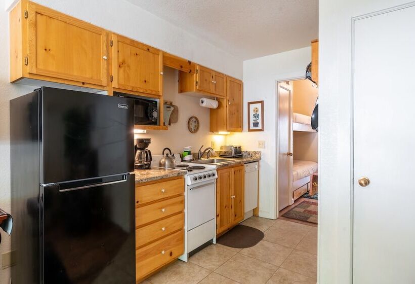 Viking Lodge 319 By Avantstay Great Ski Access W/ Communal Pool & Hot Tub