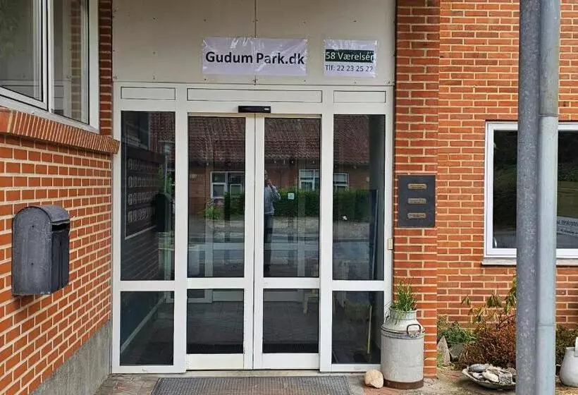 Retkeilymaja Gudum Park