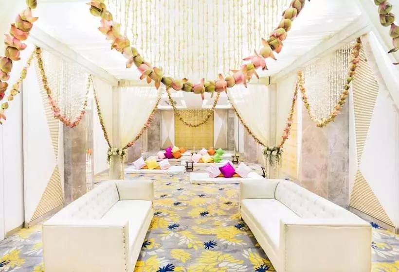 Beyzaa Hotel & Suites , Kolkata