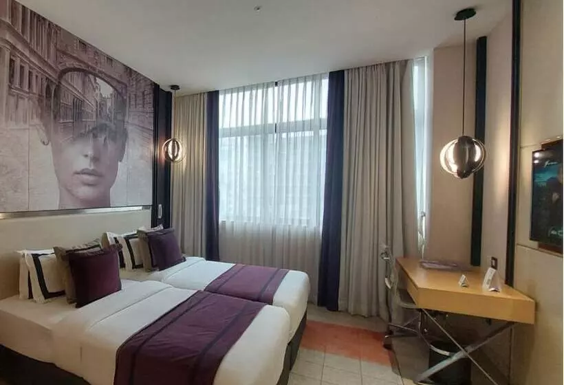 Beyzaa Hotel & Suites , Kolkata