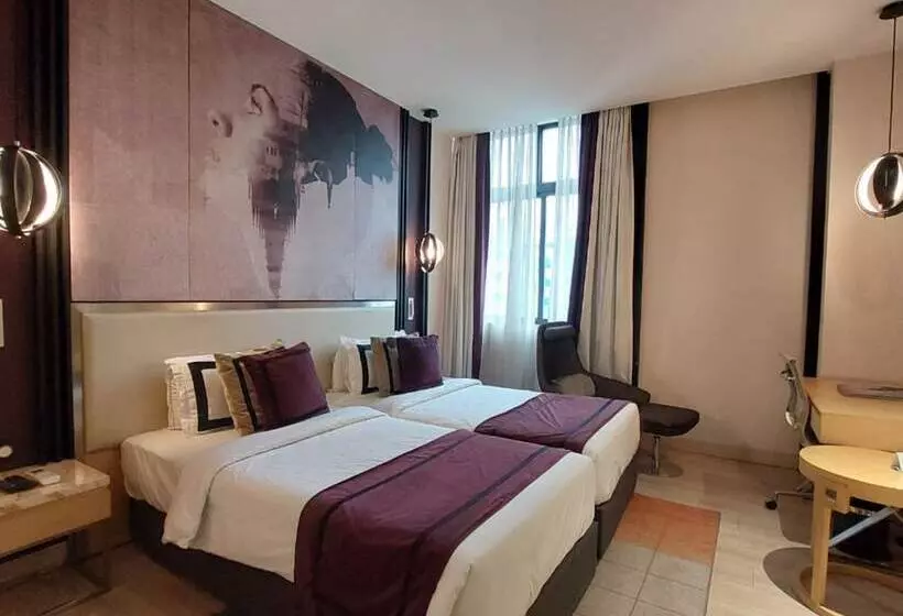 Beyzaa Hotel & Suites , Kolkata