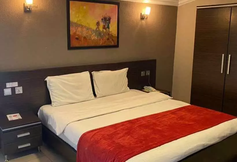 Carliza Hotel Lekki