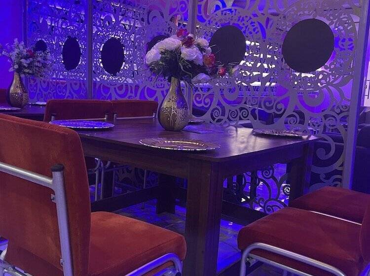 Farik Hotels And Suites