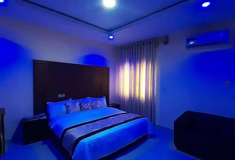 Farik Hotels And Suites