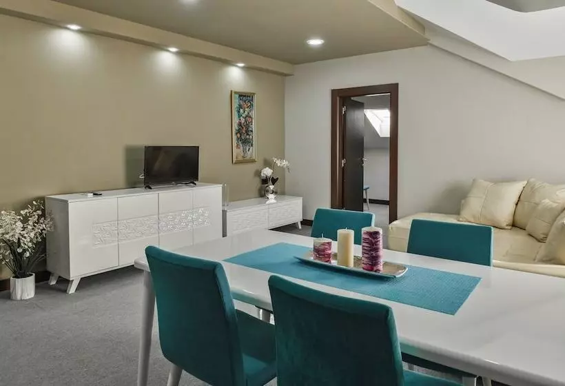 Hotel Aline