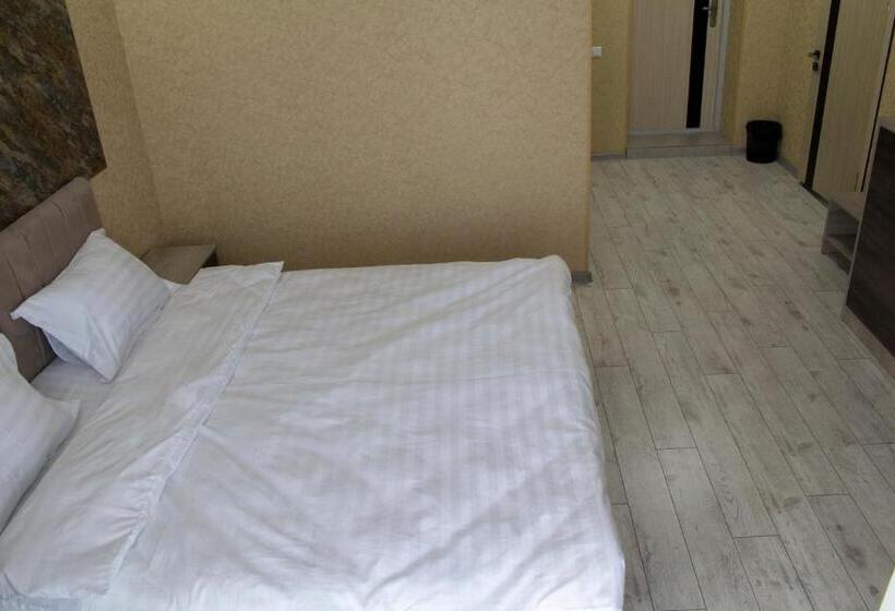 Hotel Artist Regency