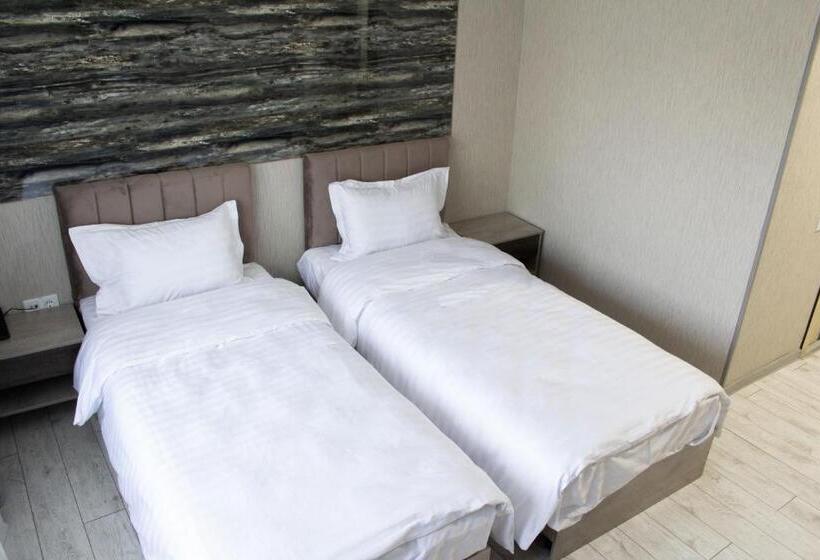 Hotel Artist Regency