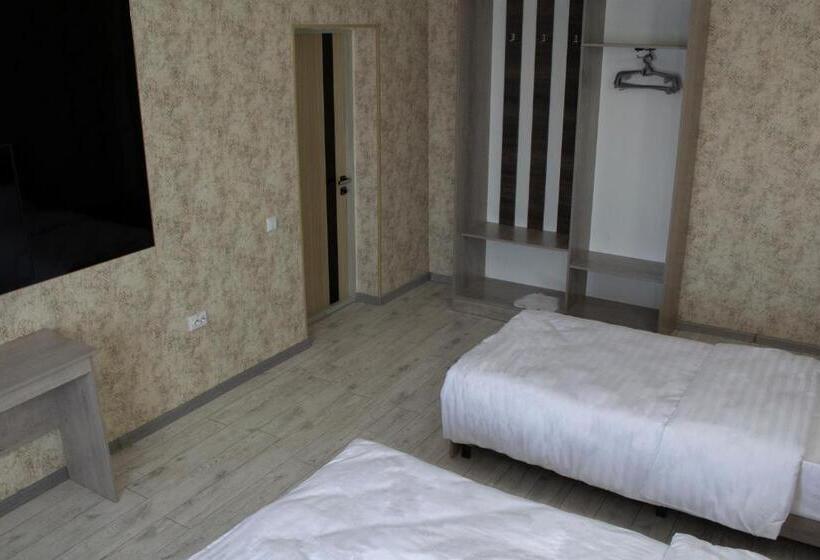 Hotel Artist Regency